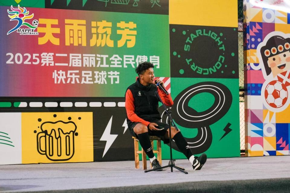 社区居民等, MFvJM, 岁以下组与 社区居民等, MFvJM, 岁以下组与